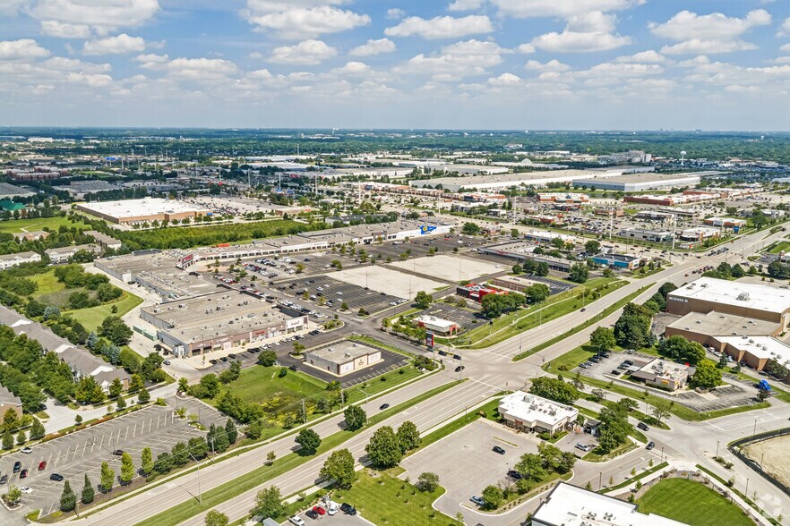 More Photos Of 4302-4442 E New York St, Aurora Unknown For Lease