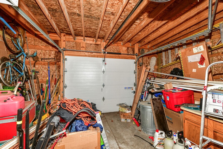 More Photos Of 2421 Central Ave, Indianapolis Office For Sale