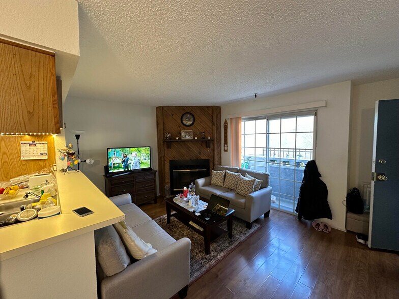 More Photos Of 10205 Plainview Ave, Tujunga Apartments For Sale