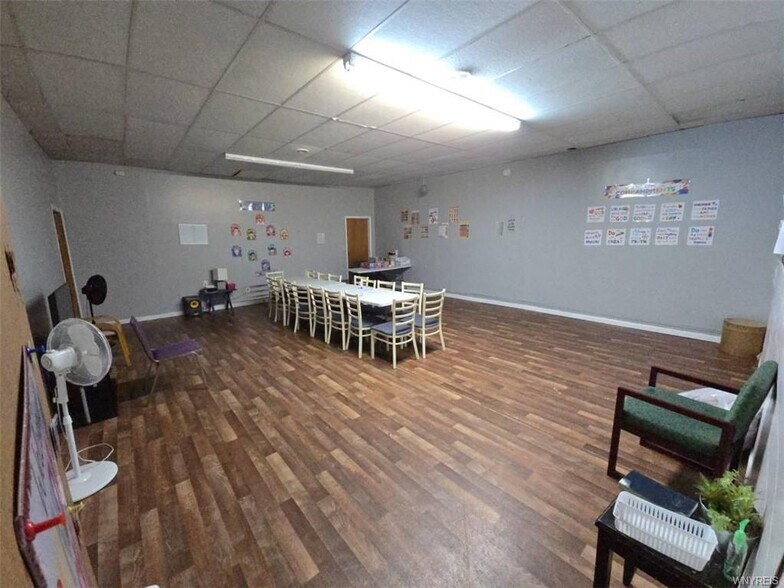 More Photos Of 2637 Main St, Buffalo Freestanding For Sale