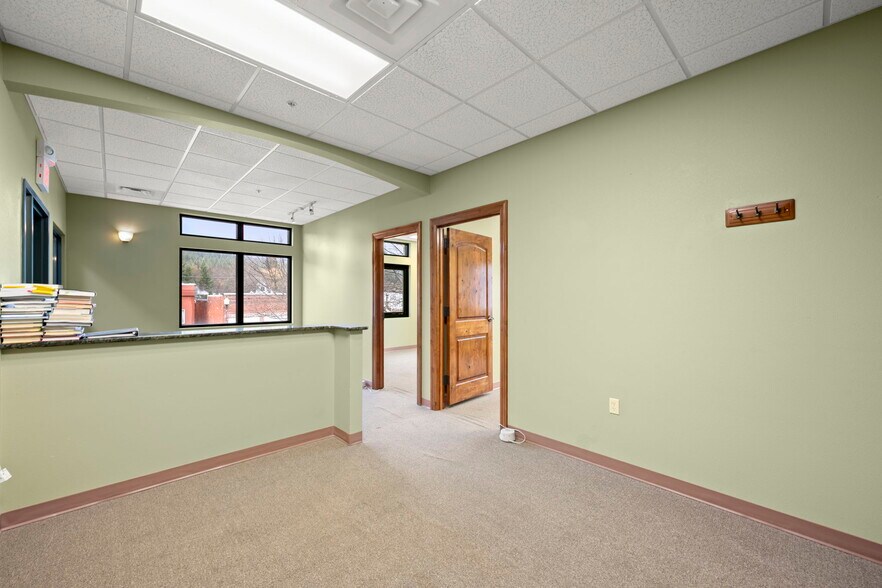 More Photos Of 8052 W Main St, Rathdrum Office Residential For Sale