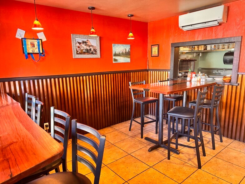 More Photos Of 206 E Aspen Ave, Fruita Storefront Retail Office For Sale