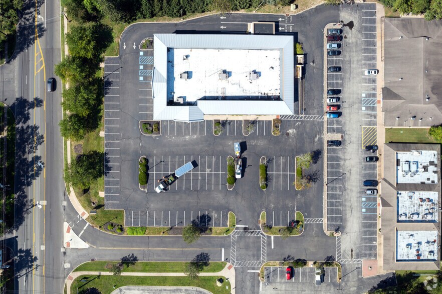 More Photos Of 409 Stokes Rd, Medford Drugstore For Lease