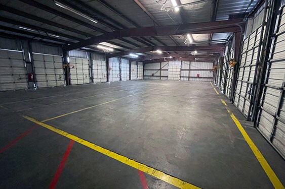 More Photos Of 1605 Military Rd, Brownsville Distribution For Lease
