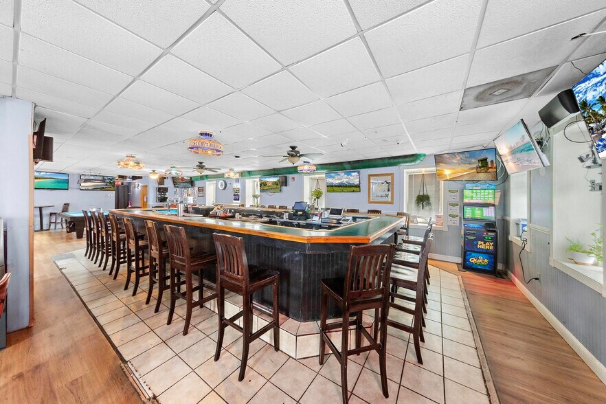 More Photos Of 400 S Pine Ave, South Amboy Restaurant For Sale