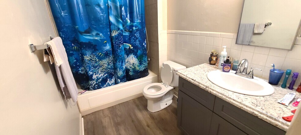 More Photos Of 1114-1128 E 9th St, Russellville Apartments For Sale