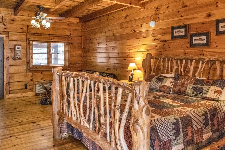 More Photos Of , Tellico Plains Unknown For Sale