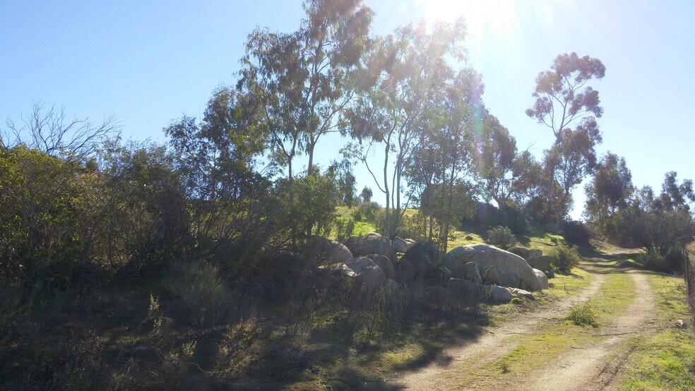 More Photos Of 15348 Running Deer Trl, Poway Manufactured Housing Mobile Home Park For Sale