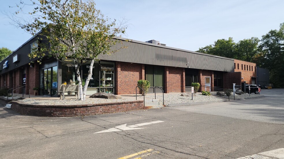 More Photos Of 730 Hebron Ave, Glastonbury Storefront Retail Office For Lease