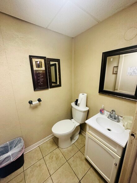 More Photos Of 870 Main St, Follansbee Storefront Retail Residential For Sale