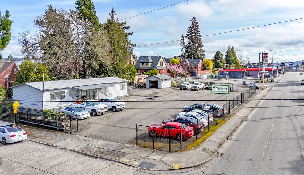 More Photos Of 1710 6th St, Bremerton Office For Sale