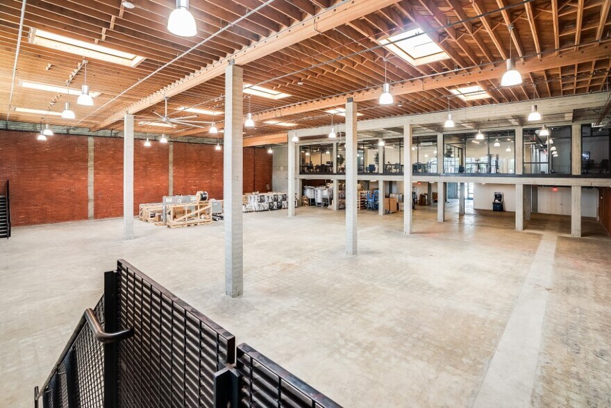 17434 Bellflower Blvd, Bellflower, CA 90706 Retail For Lease