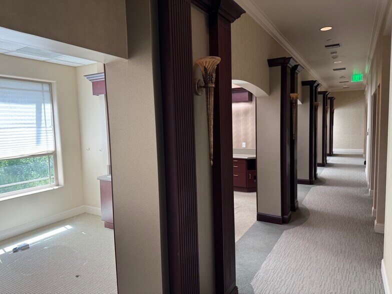 More Photos Of 24551 Silver Cloud Ct, Monterey Medical For Lease