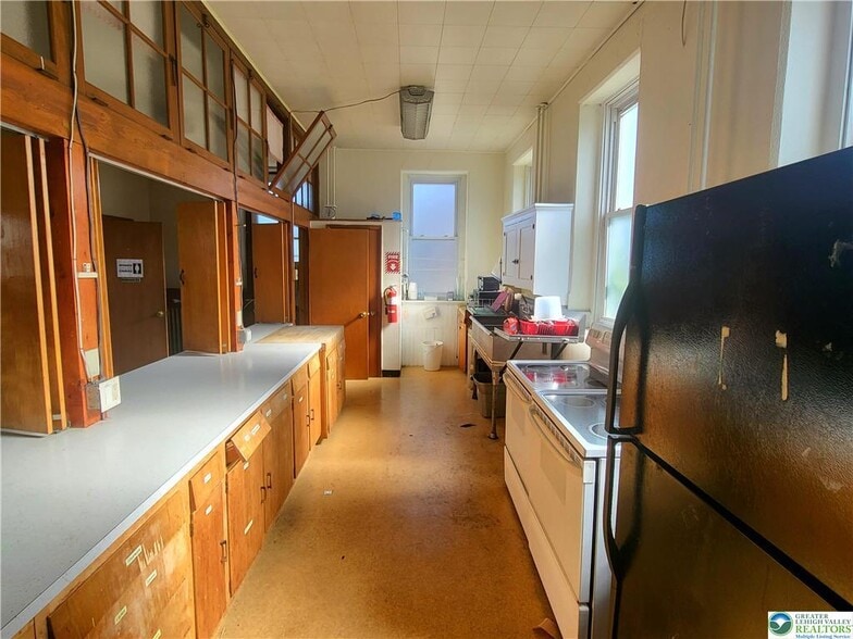 More Photos Of 425-429 Walnut St, Catasauqua Religious Facility For Sale