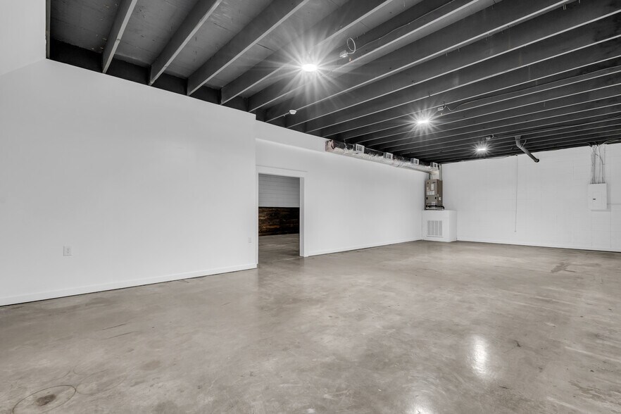 More Photos Of 110 Willow Rd, Starkville Light Distribution For Sale