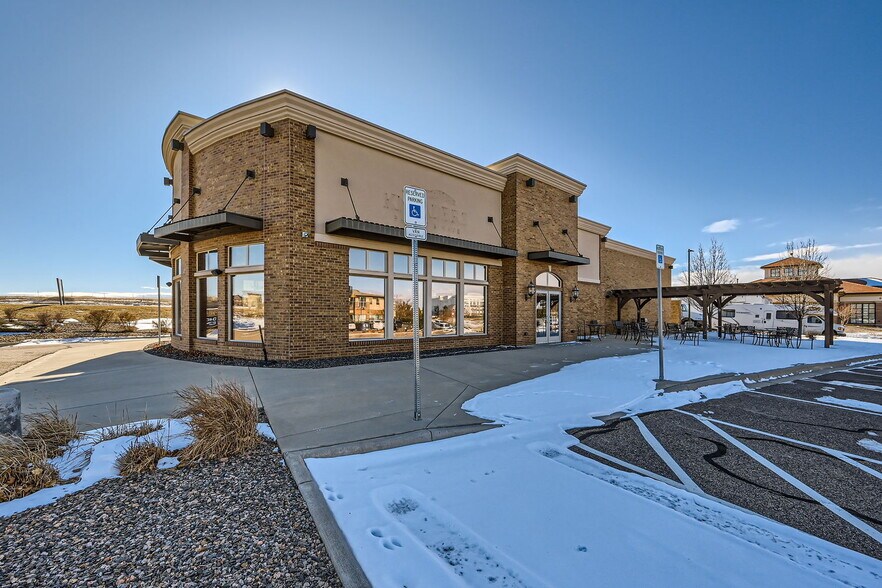 More Photos Of 9846 Zenith Meridian Dr, Englewood Restaurant For Lease