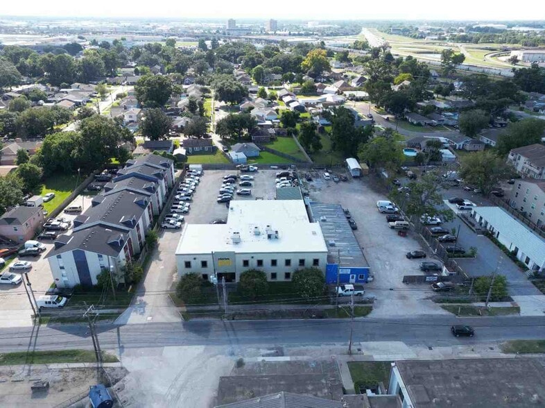 More Photos Of 724 Central Ave, New Orleans Light Distribution For Sale