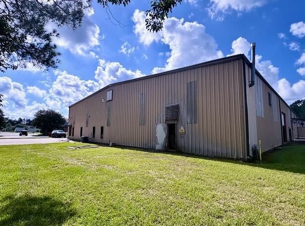 More Photos Of 1760 South Ln, Mandeville Warehouse For Sale