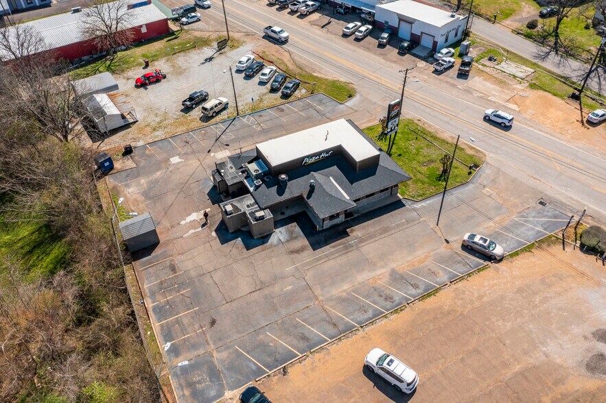 More Photos Of 702 N Jackson St, Houston Fast Food For Sale