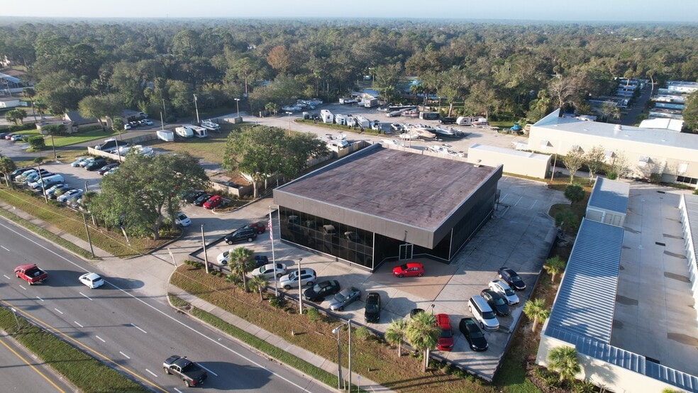 More Photos Of 1300 N Dixie Fwy, New Smyrna Beach Auto Dealership For Sale