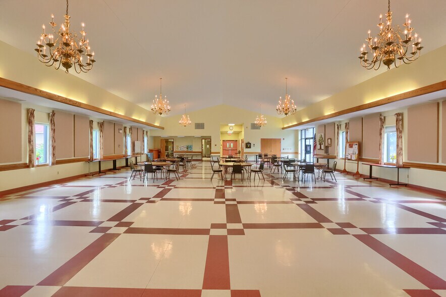 More Photos Of 426 E Main St, Evans City Religious Facility For Sale