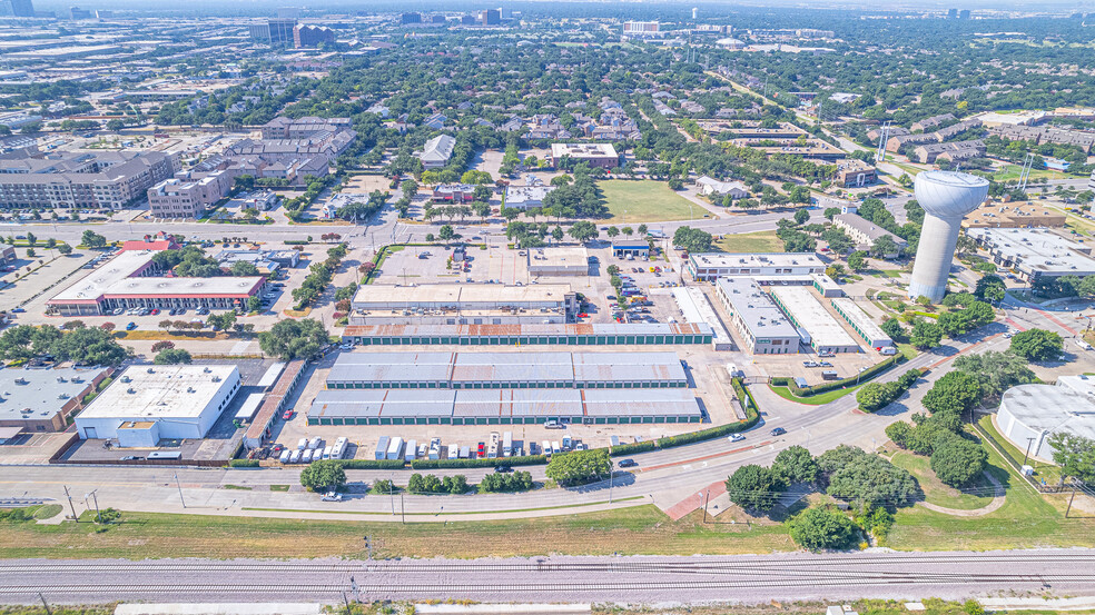 Primary Photo Of 4015 Belt Line Rd, Addison Self Storage For Sale