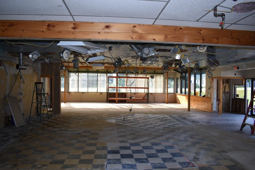 More Photos Of 23 Route 125, Kingston Freestanding For Sale