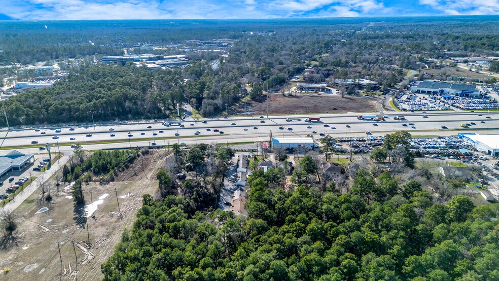 More Photos Of 409 Austin Rd, Conroe Apartments For Sale