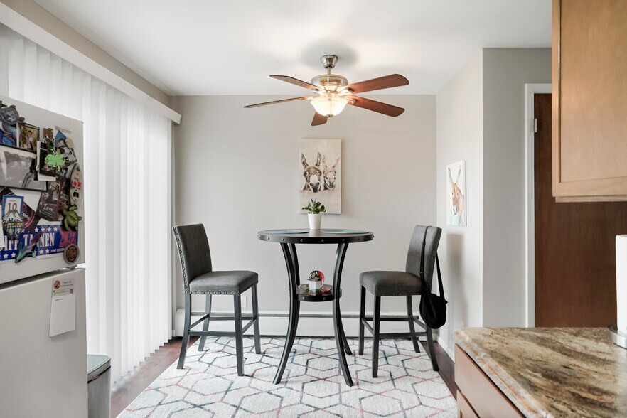 More Photos Of 5550-5556 Newland Way, Arvada Apartments For Sale