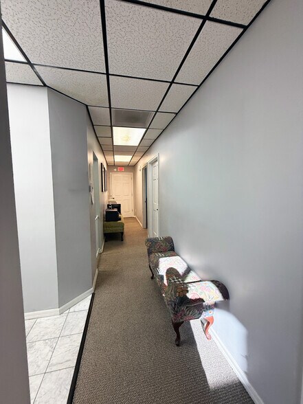 More Photos Of 6120 Winkler Rd, Fort Myers Medical For Sale