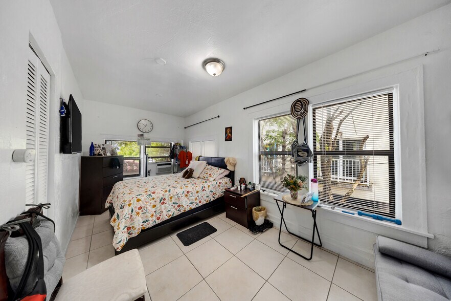 More Photos Of 1035 NW 4th St, Miami Apartments For Sale