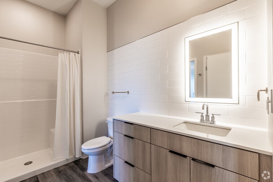More Photos Of 1901 Vine St, Kansas City Multifamily For Sale