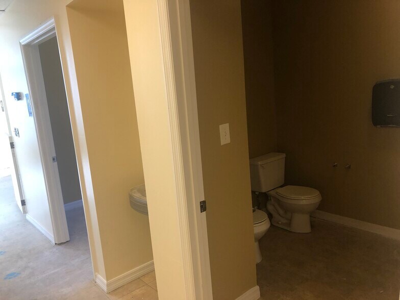 More Photos Of 1205 University Blvd N, Jacksonville Daycare Center For Sale