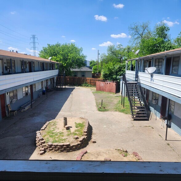 More Photos Of 3201 Hamilton Ave, Dallas Apartments For Sale