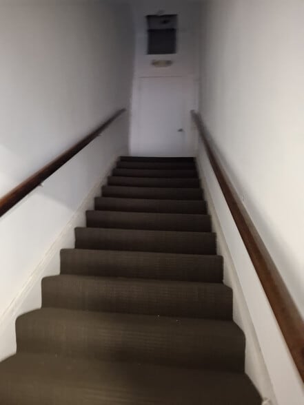 More Photos Of 315 N Charles St, Baltimore Office Residential For Sale