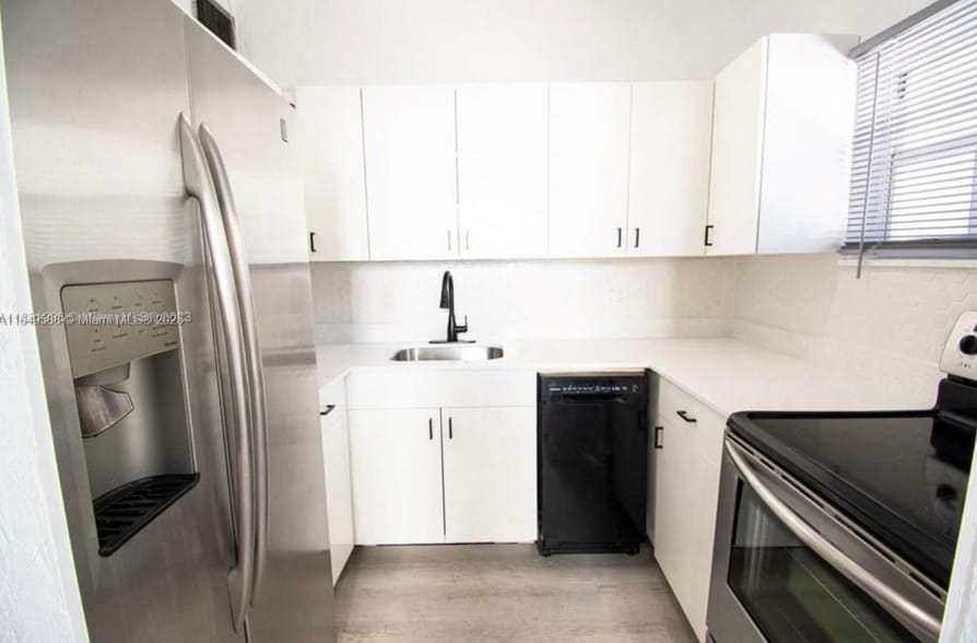 More Photos Of 3306 S Le Jeune Rd, Coral Gables Specialty For Sale