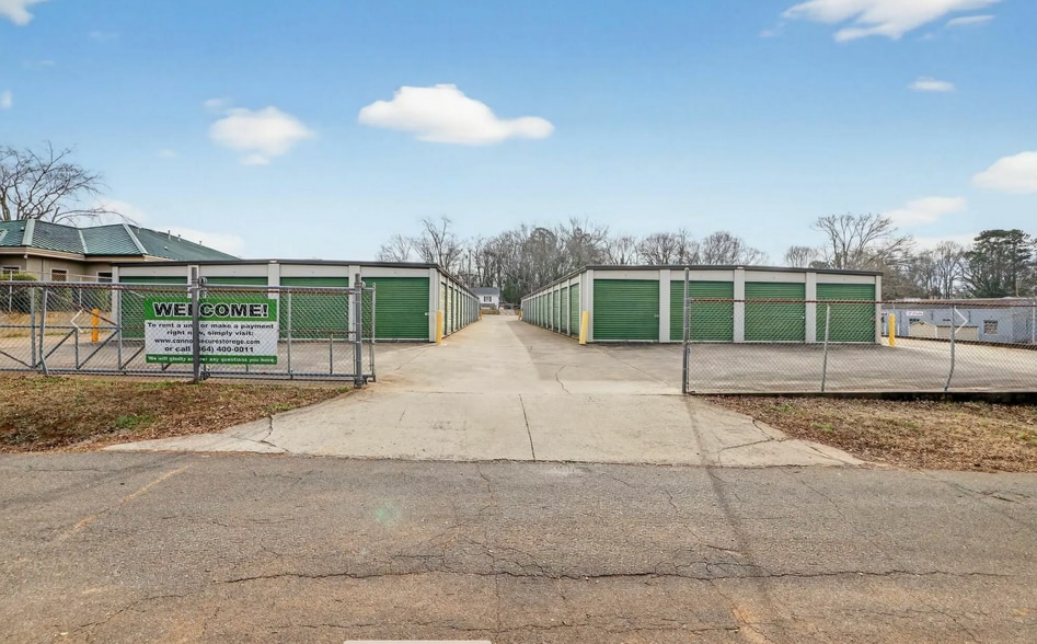 More Photos Of 939 N Logan St, Gaffney Self Storage For Sale