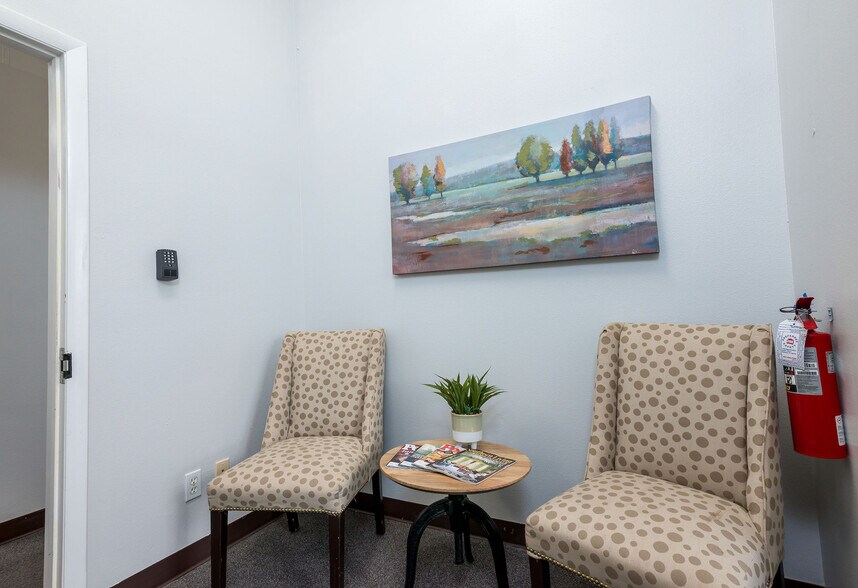 More Photos Of 4639 Clyde Morris Blvd, Port Orange Office For Lease