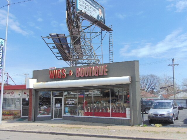 More Photos Of 15390 Gratiot Ave, Detroit Storefront For Sale