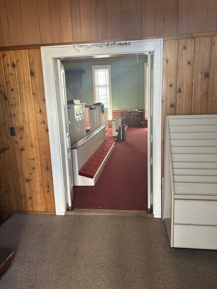 More Photos Of 2720 Fly Rd, Santa Fe Religious Facility For Sale