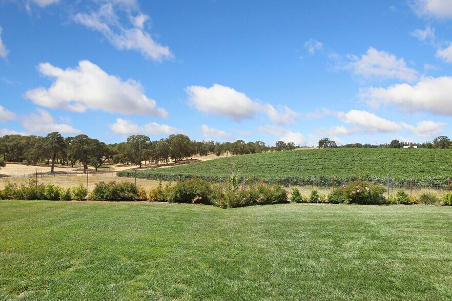 More Photos Of 24521 N McIntire Rd, Clements Land For Sale