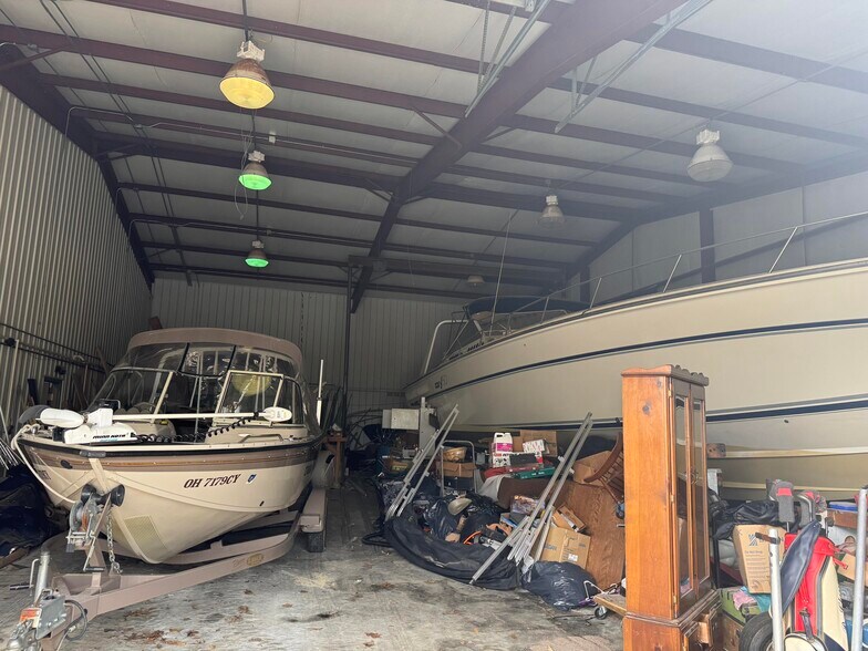 More Photos Of 1575 Kentucky 92, Jamestown Mixed Retail For Sale