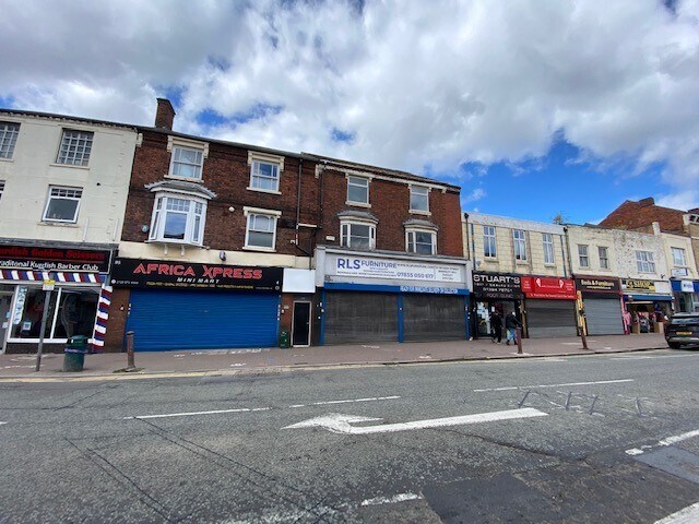 More Photos Of 97-99 High St, Brierley Hill Storefront For Lease