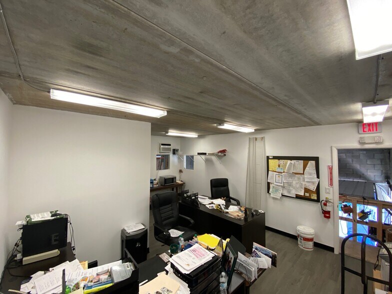 More Photos Of 13401-13431 NW 47th Ave, Opa-locka Warehouse For Sale