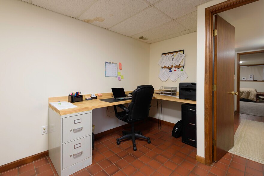 More Photos Of 166 Rosehill Ave, West Grove Multifamily For Sale