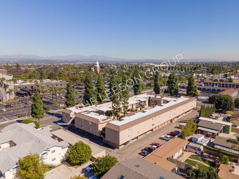 More Photos Of 7720 Crescent Ave, Buena Park Apartments For Sale