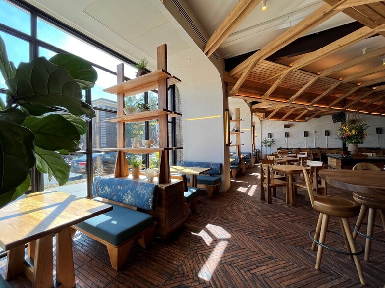 More Photos Of 1432 W 31st St, Minneapolis Storefront Retail Residential For Lease