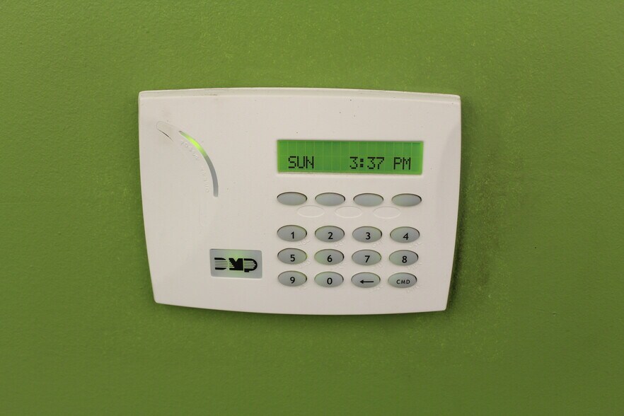 More Photos Of 908 NW 6th St, Tulia Freestanding For Sale