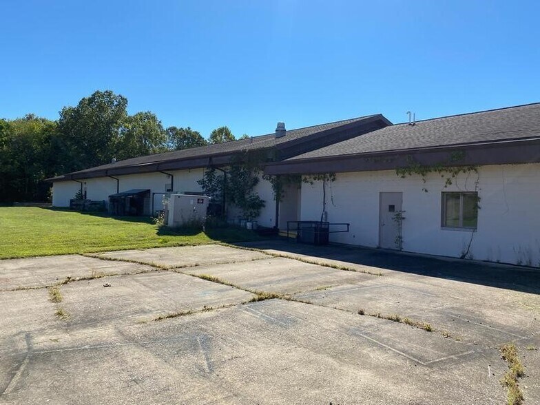 More Photos Of 345 Job Corps Rd, Golconda Schools For Sale