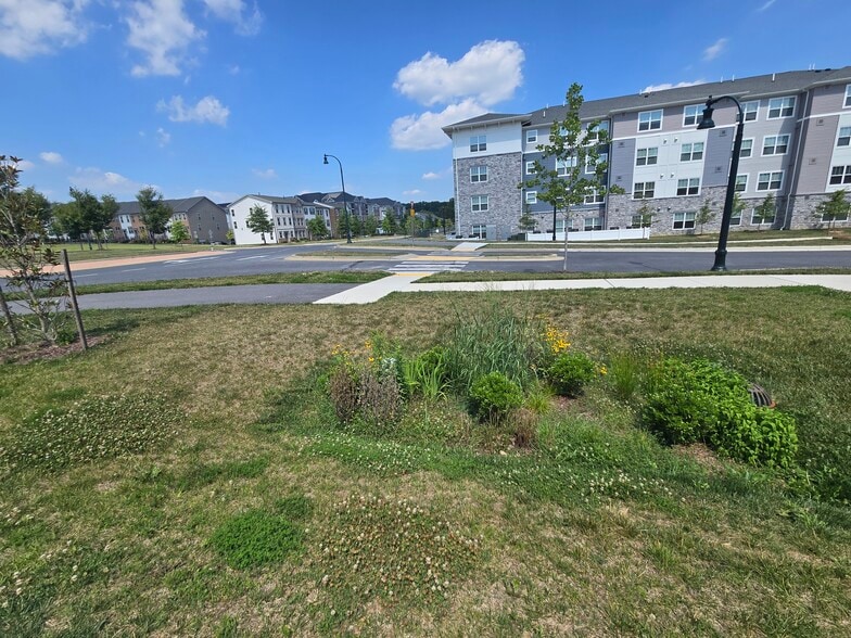 More Photos Of 13710 Little Seneca Parkway, Clarksburg Medical For Lease